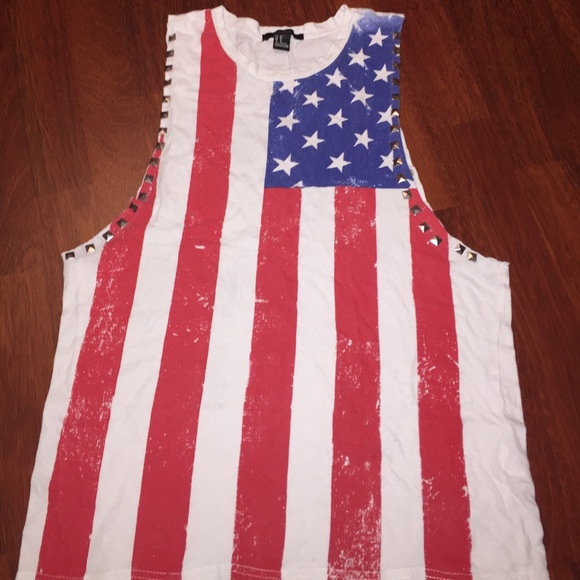 Patriotic Muscle Tee🇱🇷