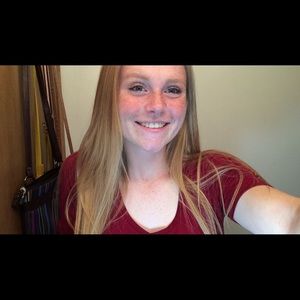 Meet your Posher, Makayla