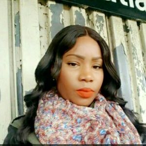 Meet your Posher, Natalie