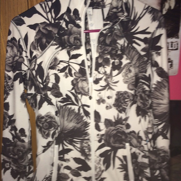 Lululemon Running Jacket Size 10