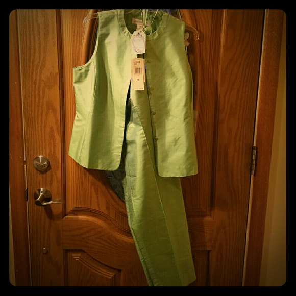 JONES NEW YORK LIME GREEN SILK VEST PANT SUIT