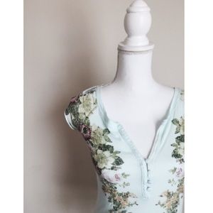 🆕 Soft floral print tee