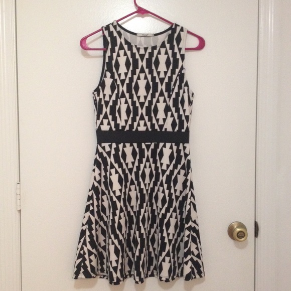 Black and White Knee Length Dress