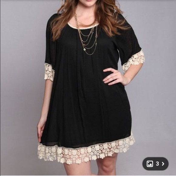 Plus size half sleeve black mini dress