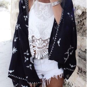 Black and white print kimono