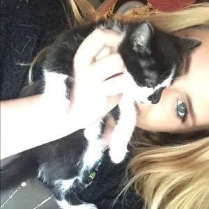 Meet your Posher, Kassie