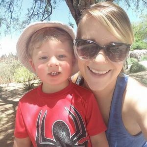 Meet your Posher, Lindsey