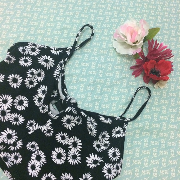 Black and White Sunflower Crop Top