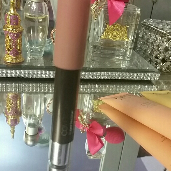 Cover girl lipperfrction jumbo gloss balm - Picture 1 of 3