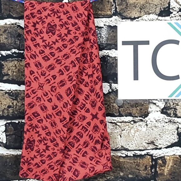 Lularoe Tall and Curvy leggings