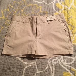 Gap khaki shorts