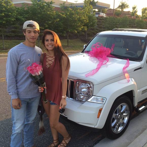 Meet your Posher, Ashley - Picture 1 of 1