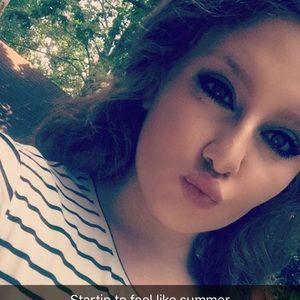 Meet your Posher, Sidney