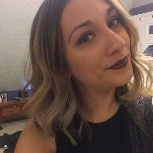 Meet your Posher, Amber