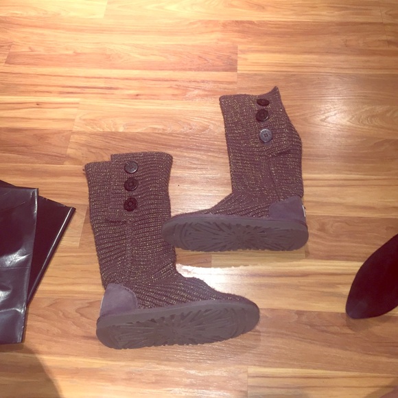 Chocolate brown knit uggs