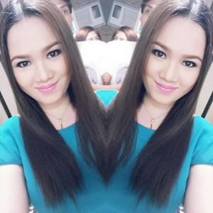 Meet your Posher, Zelah