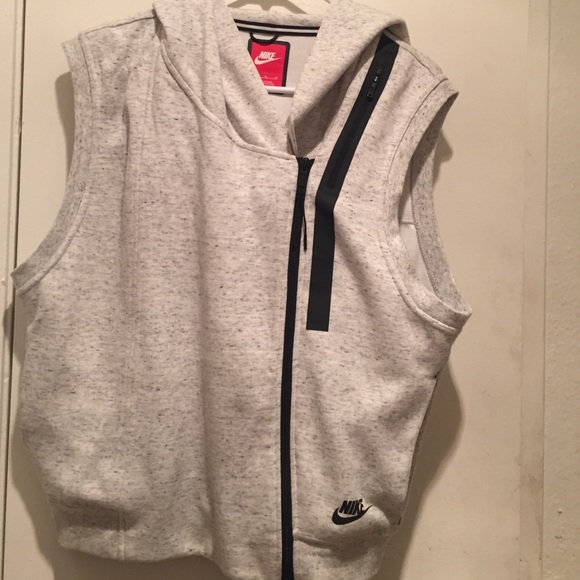 Womens Nike Tech Vest Medium
