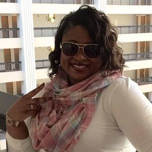 Meet your Posher, Veronica