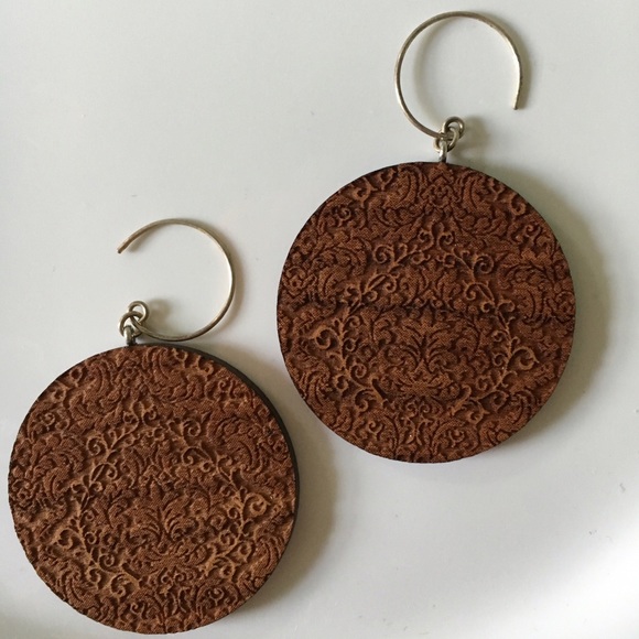 NWOT Etched Wood Earrings