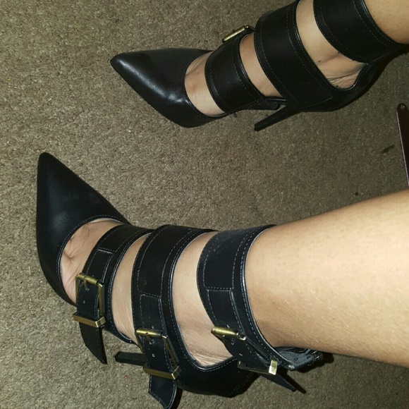 Black Stiletto Pumps