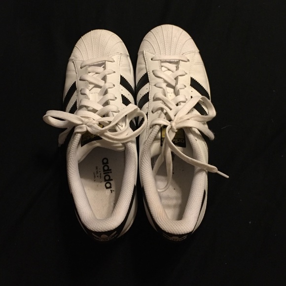 Barely worn Adidas Superstars