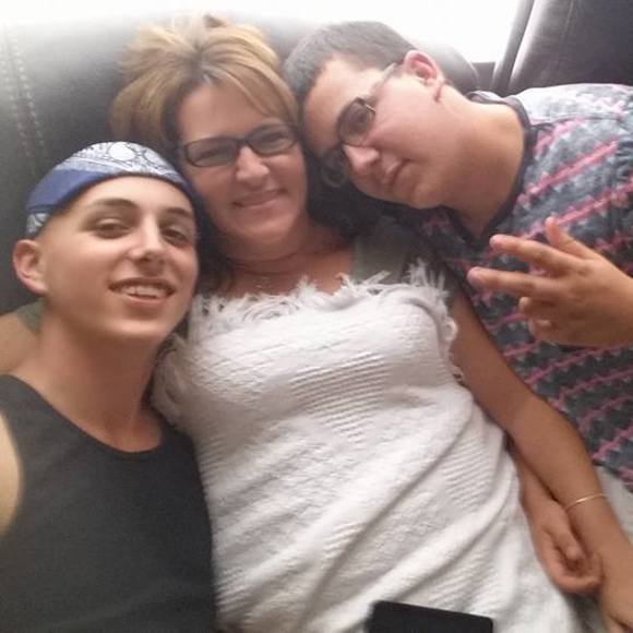 Meet your Posher, Melissa - Picture 1 of 1