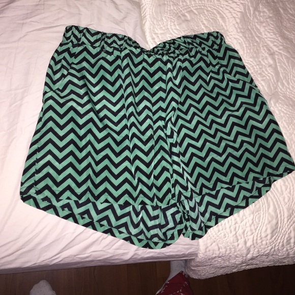 Chevron shorts