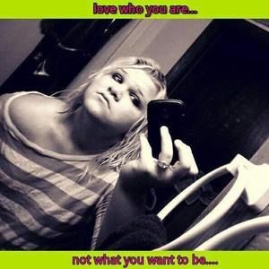 Meet your Posher, Megan