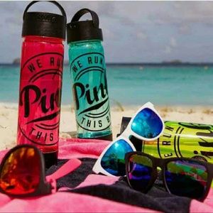 2 sets of Waterbottles and sunglasses