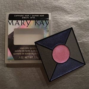 Mary Kay Eye Color Palette in Sapphire Noir.