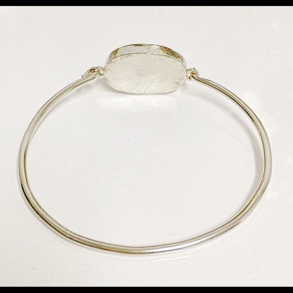 ✨Pressed Flower Bangle Bracelet in Silver✨ - Picture 2 of 4