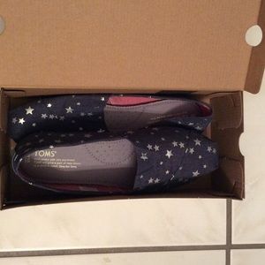 Denim with Silver Stars TOMS, size 10