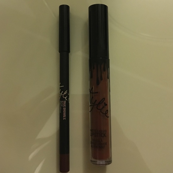 KYLIE LIP KIT IN TRUE BROWN!!!!!!!