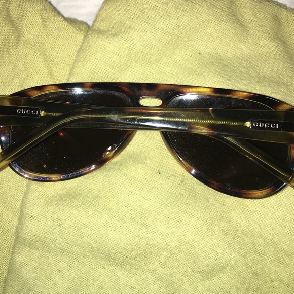 Gucci Sunglasses - Picture 2 of 4