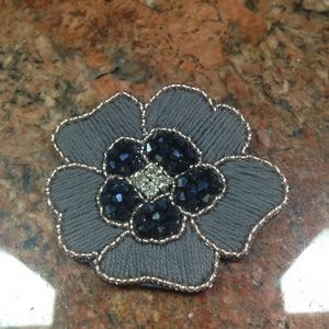 Cara New York flower brooch