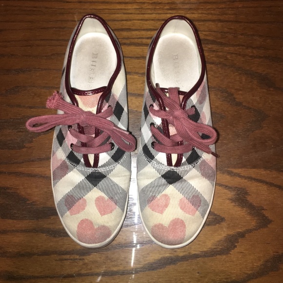 Burberry sneakers