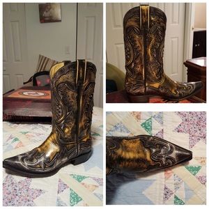 Rockin' Leather Cowboy Boots! Only worn one time!