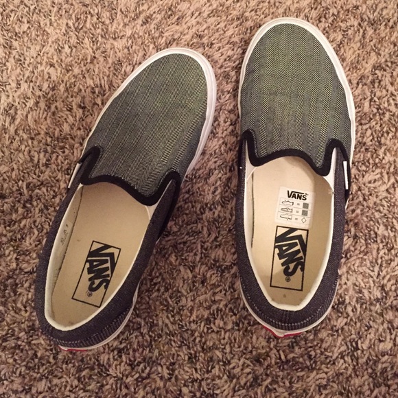 Slip on Vans!!