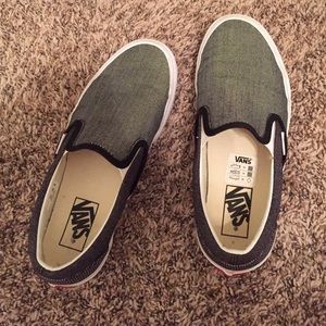 Slip on Vans!!
