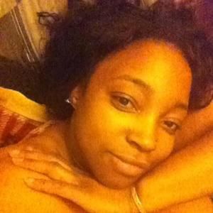 Meet your Posher, Latisha