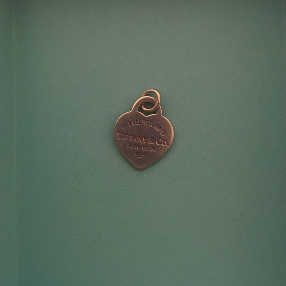 Return to Tiffany Heart Tag Pendant - Picture 2 of 3