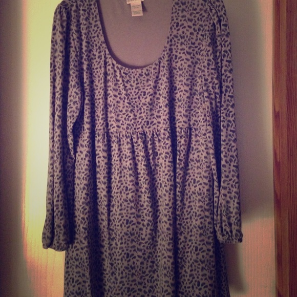 Ladies Top from Monroe and Main size XL