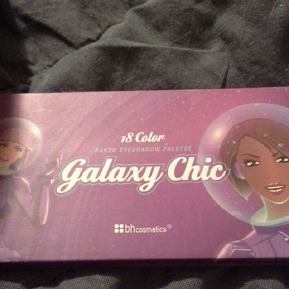 BH Cosmetics Galaxy Chic Pallette