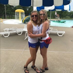 Meet your Posher, Shelby