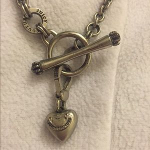 Classic silver juicy couture necklace