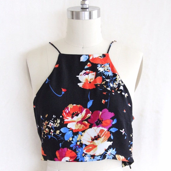 House of Harlow 1960 Tops - Floral Crop Top