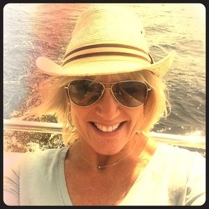 Meet your Posher, Jen