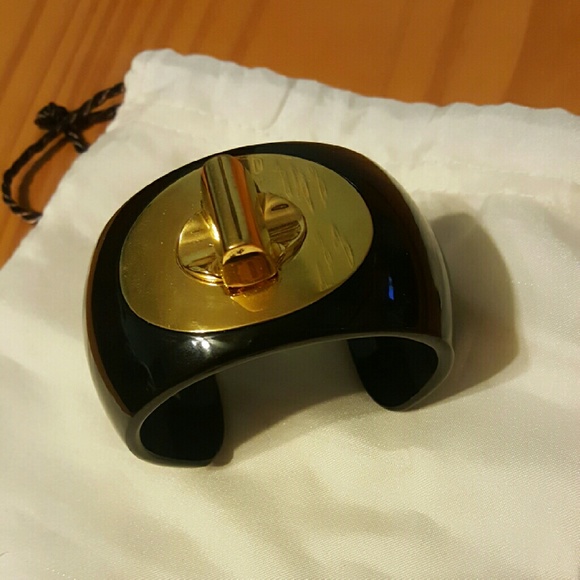 COACH Cuff Bracelet - Picture 4 of 4