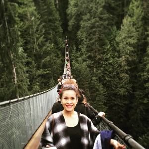 Meet your Posher, Zelman