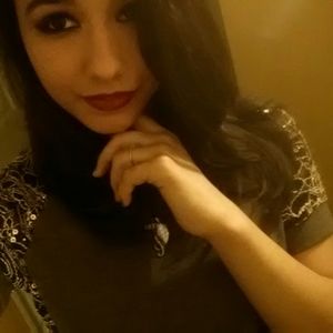 Meet your Posher, Gabrielle